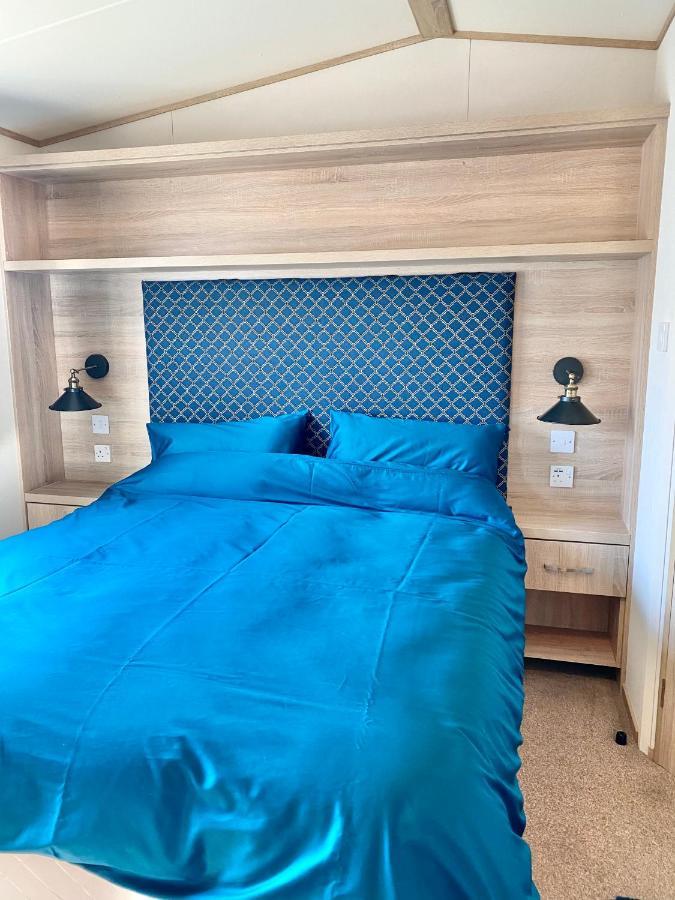 Beachfront Lodge, Lossiemouth Bay Экстерьер фото